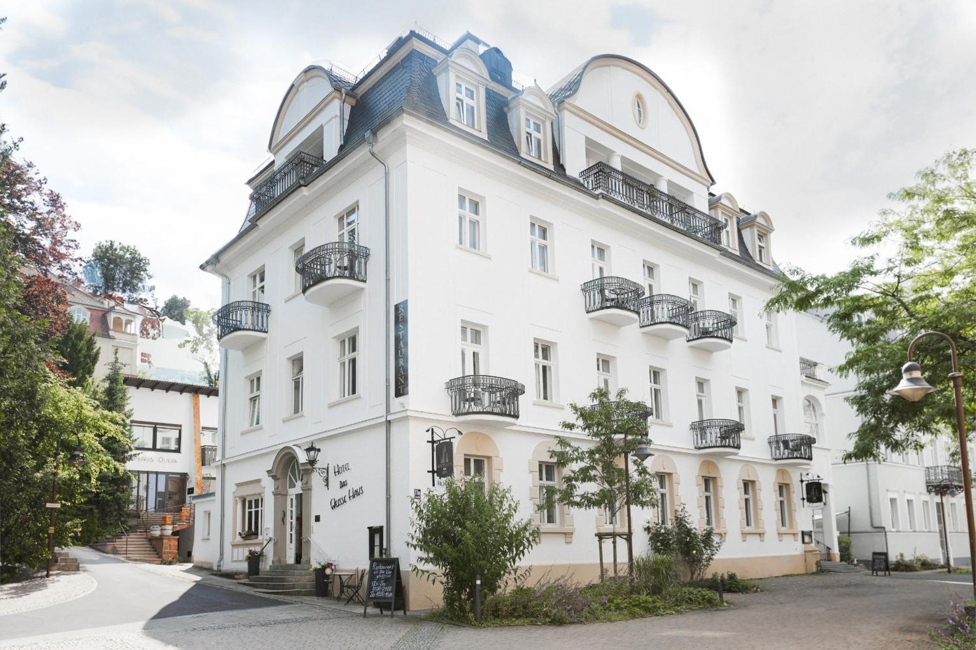 באד קיסינגן Hotel Weisses Haus מראה חיצוני תמונה