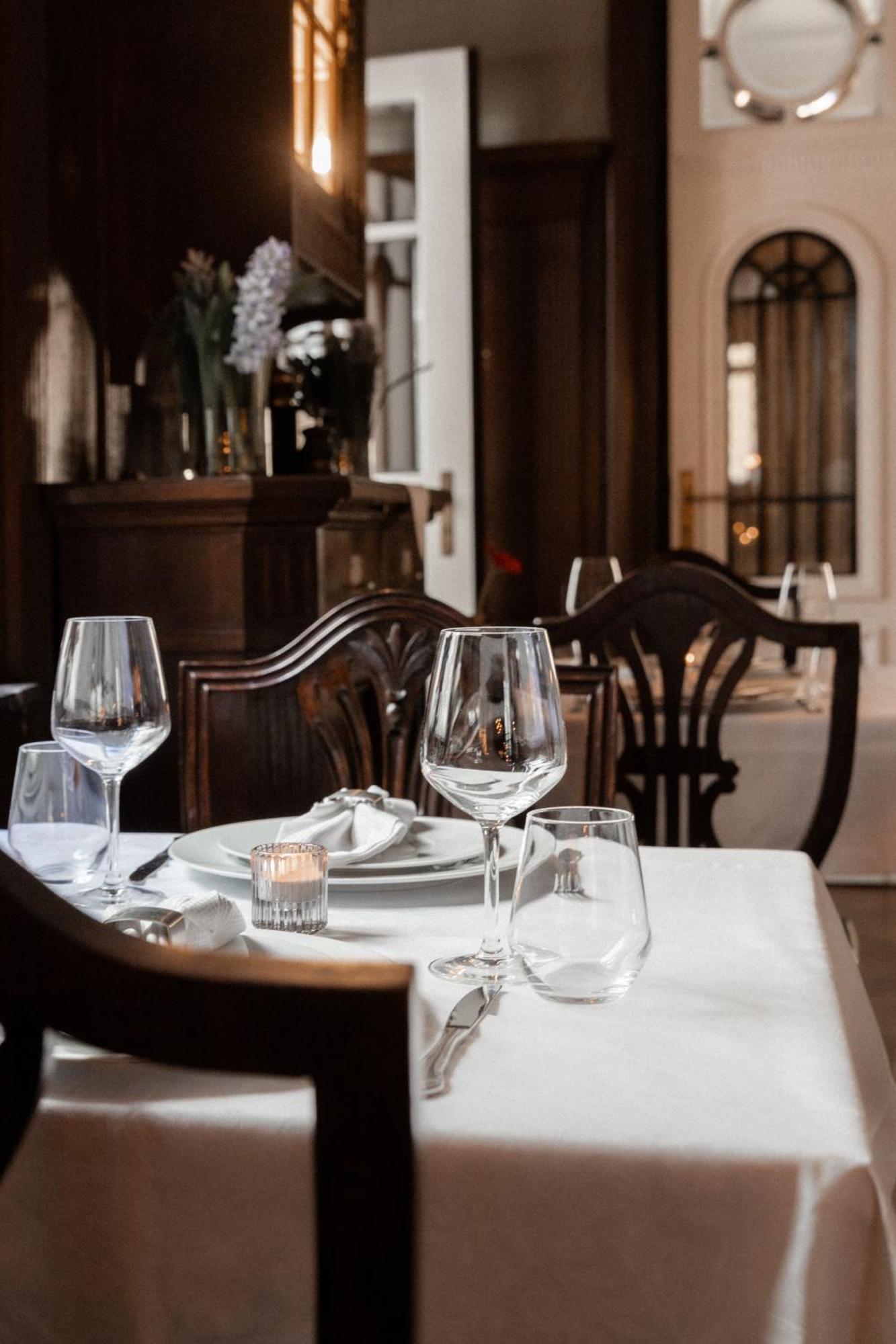 באד קיסינגן Hotel Weisses Haus מראה חיצוני תמונה